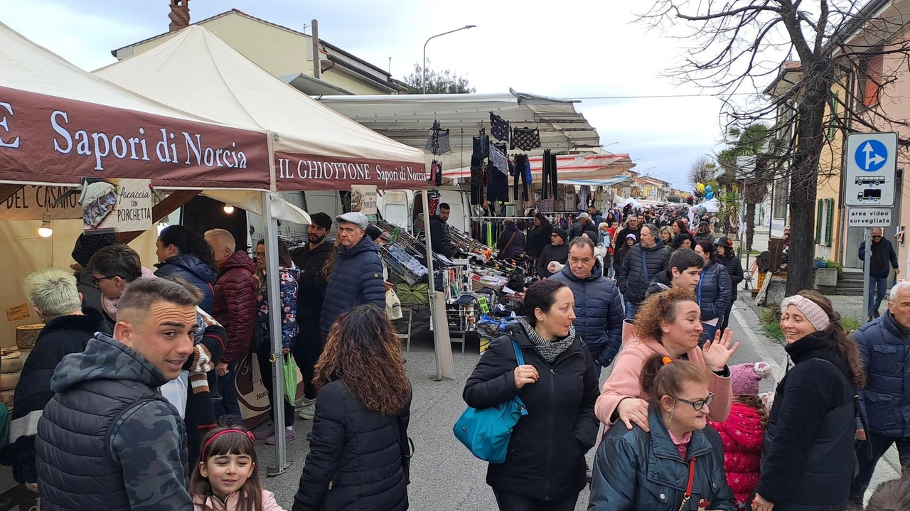 Oltre cento espositori per tutta la giornata animeranno il cuore della frazione. Mostre alle scuole Puccini ed esibizioni di danza nell’area eventi della Misericordia.