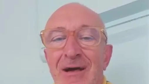 Fabrizio Bertelli dopo 20 anni torna al microfono di Radio Fiesta con le cronache dallo stadio per le partite della Carrarese Fabrizio Bertelli dopo 20 anni torna al microfono di Radio Fiesta con le cronache dallo stadio per le partite della Carrarese