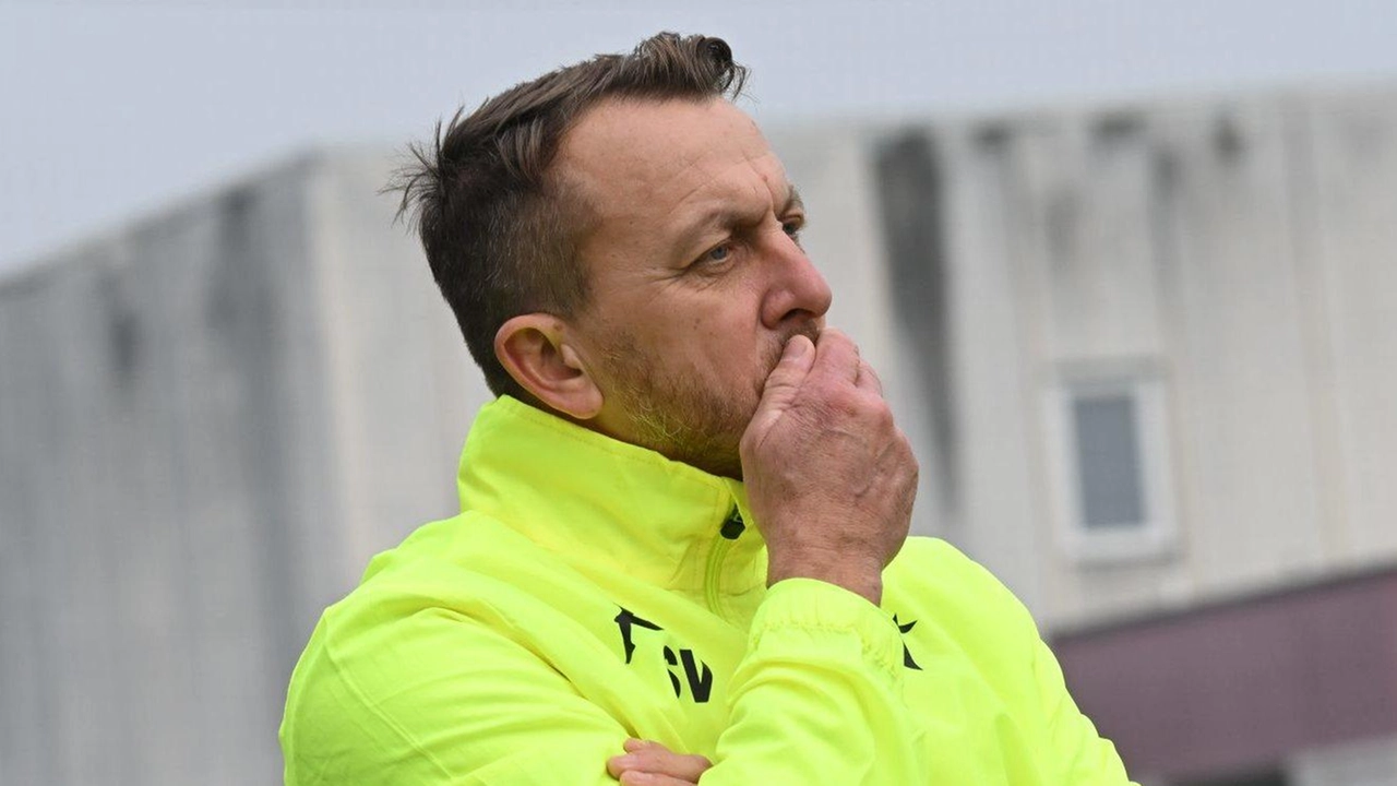 Il Lentigione affronta il Tau in una semifinale play-off equilibrata. Gli emiliani puntano alla promozione. Il Lentigione affronta il Tau in una semifinale play-off equilibrata. Gli emiliani puntano alla promozione.