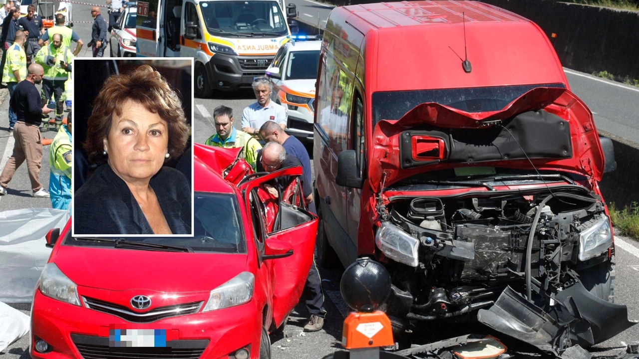 L'ex assessora del Comune di Siena Maria Teresa Fabbri (nel riquadro) è deceduta nell'incidente stradale sulla tangenziale ovest (foto Lazzeroni) L'ex assessora del Comune di Siena Maria Teresa Fabbri (nel riquadro) è deceduta nell'incidente stradale sulla tangenziale ovest (foto Lazzeroni)