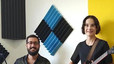 Un’estate all’insegna della musica con i corsi di canto e strumento di Proxima Music. La didattica della scuola aretina proseguirà... Un’estate all’insegna della musica con i corsi di canto e strumento di Proxima Music. La didattica della scuola aretina proseguirà...