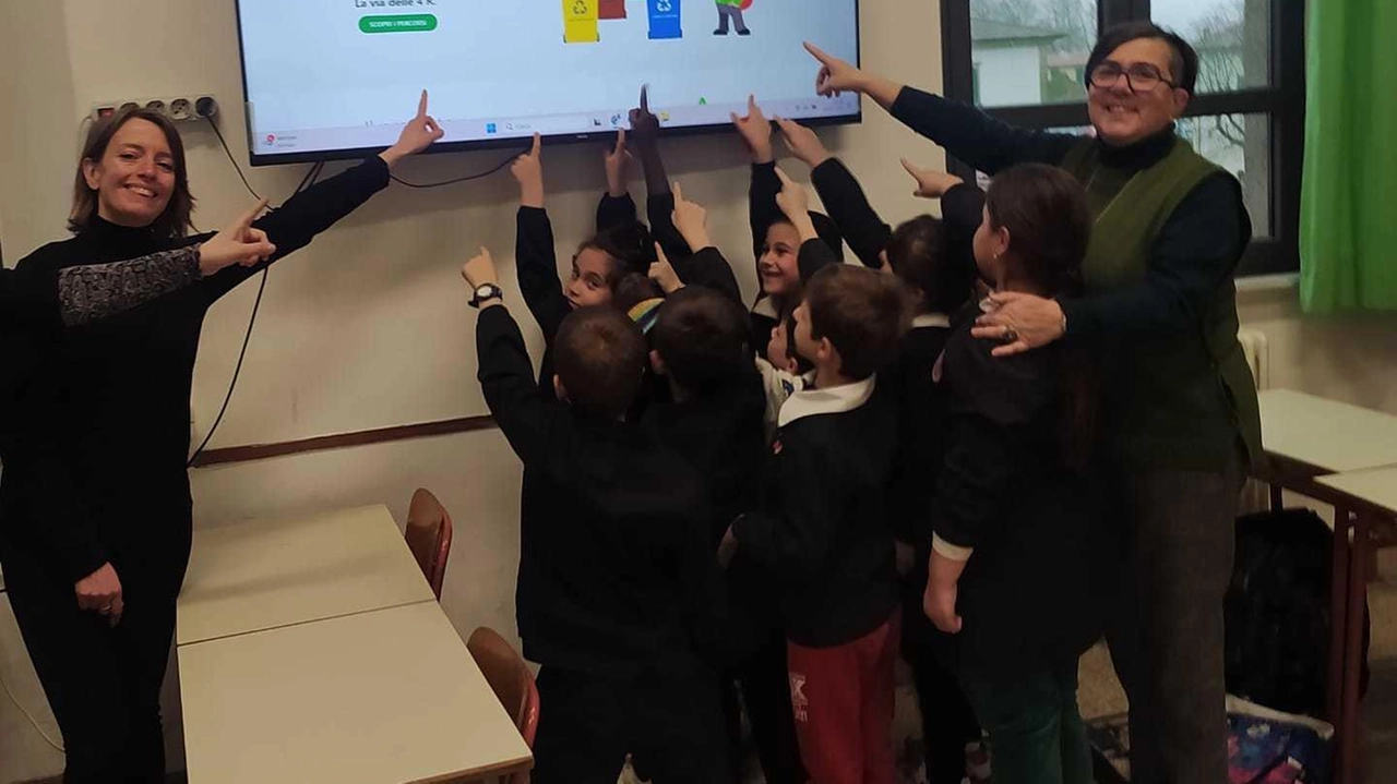 Saranno 125 i ragazzi impegnati nel progetto promosso da Sei Toscana. Coinvolte otto classi Saranno 125 i ragazzi impegnati nel progetto promosso da Sei Toscana. Coinvolte otto classi