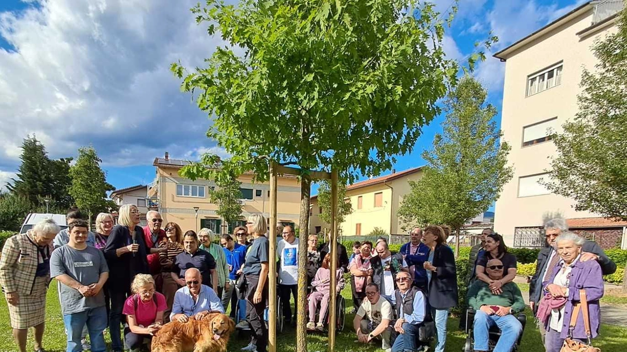 Una camminata per Luigi. L’abbraccio alla comunità nel nome dei più fragili