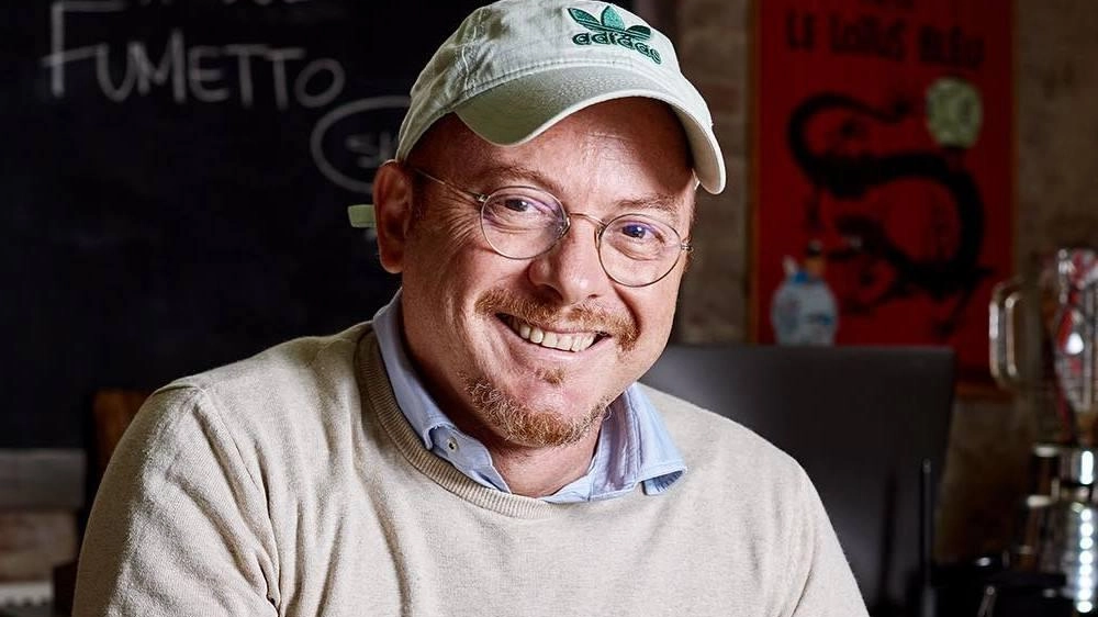 La Scuola di fumetto e scrittura di Siena inaugura nuova sede in viale Vittorio Veneto 41, presentando corsi autunnali per appassionati di fumetti e scrittura. Obiettivo: diventare centro culturale cittadino. Prossimo evento: Siena Comics for Kids il 5 e 6 ottobre alla Fortezza. La Scuola di fumetto e scrittura di Siena inaugura nuova sede in viale Vittorio Veneto 41, presentando corsi autunnali per appassionati di fumetti e scrittura. Obiettivo: diventare centro culturale cittadino. Prossimo evento: Siena Comics for Kids il 5 e 6 ottobre alla Fortezza.