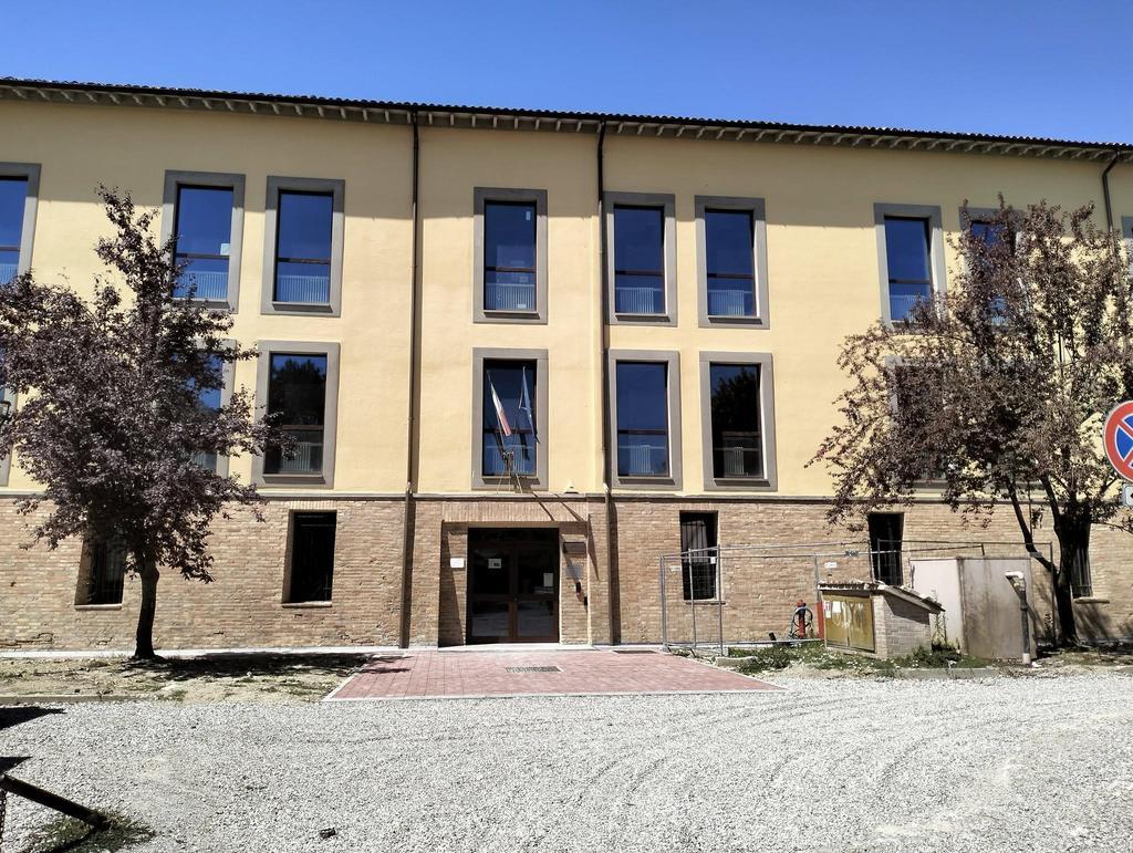 https://www.lanazione.it/image-service/view/acePublic/alias/contentid/MjZiNjhhOTgtMTE3ZC00/0/prima-campanella-finalmente-al-plinio.jpeg?f=1.90:1&w=1200