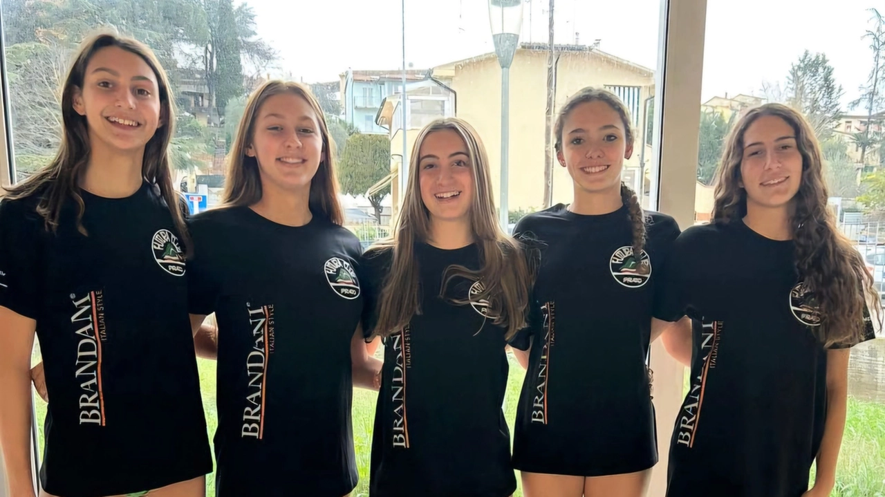 Alcune agoniste della Futura sul podio a Prato Alcune agoniste della Futura sul podio a Prato