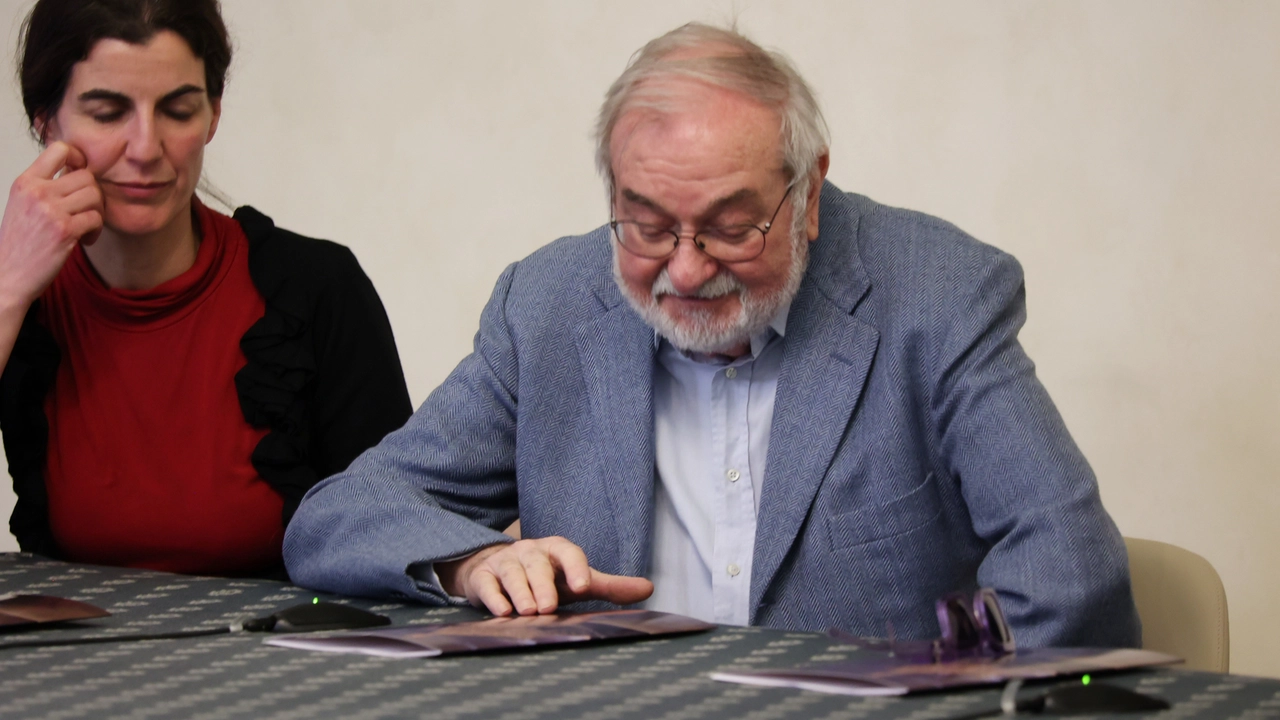 La mostra di Roberto Innocenti (foto di Antonello Serino, Met Ufficio Stampa) La mostra di Roberto Innocenti (foto di Antonello Serino, Met Ufficio Stampa)