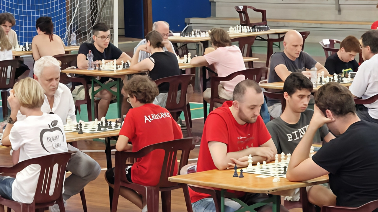 Il torneo di scacchi a Sansepolcro ha visto la partecipazione di giocatori provenienti da diverse regioni, con sfide avvincenti e vittoria di Marco Caprino. Il torneo di scacchi a Sansepolcro ha visto la partecipazione di giocatori provenienti da diverse regioni, con sfide avvincenti e vittoria di Marco Caprino.