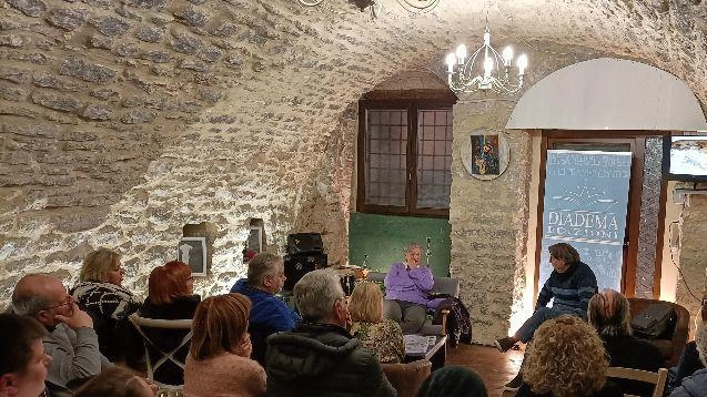 Tanta gente ha partecipato nei locali del Grottino alla presentazione del libro “La via Flaminia“, opera freschissima di stampa dello... Tanta gente ha partecipato nei locali del Grottino alla presentazione del libro “La via Flaminia“, opera freschissima di stampa dello...
