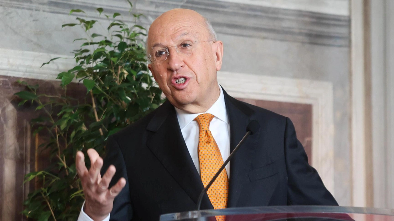 Il Consiglio di amministrazione del Banco di Lucca e del Tirreno Spa approva la semestrale di bilancio 2024, confermando risultati stabili in un contesto economico incerto. Margine di intermediazione invariato, utile netto di 672 mila euro. Il Consiglio di amministrazione del Banco di Lucca e del Tirreno Spa approva la semestrale di bilancio 2024, confermando risultati stabili in un contesto economico incerto. Margine di intermediazione invariato, utile netto di 672 mila euro.