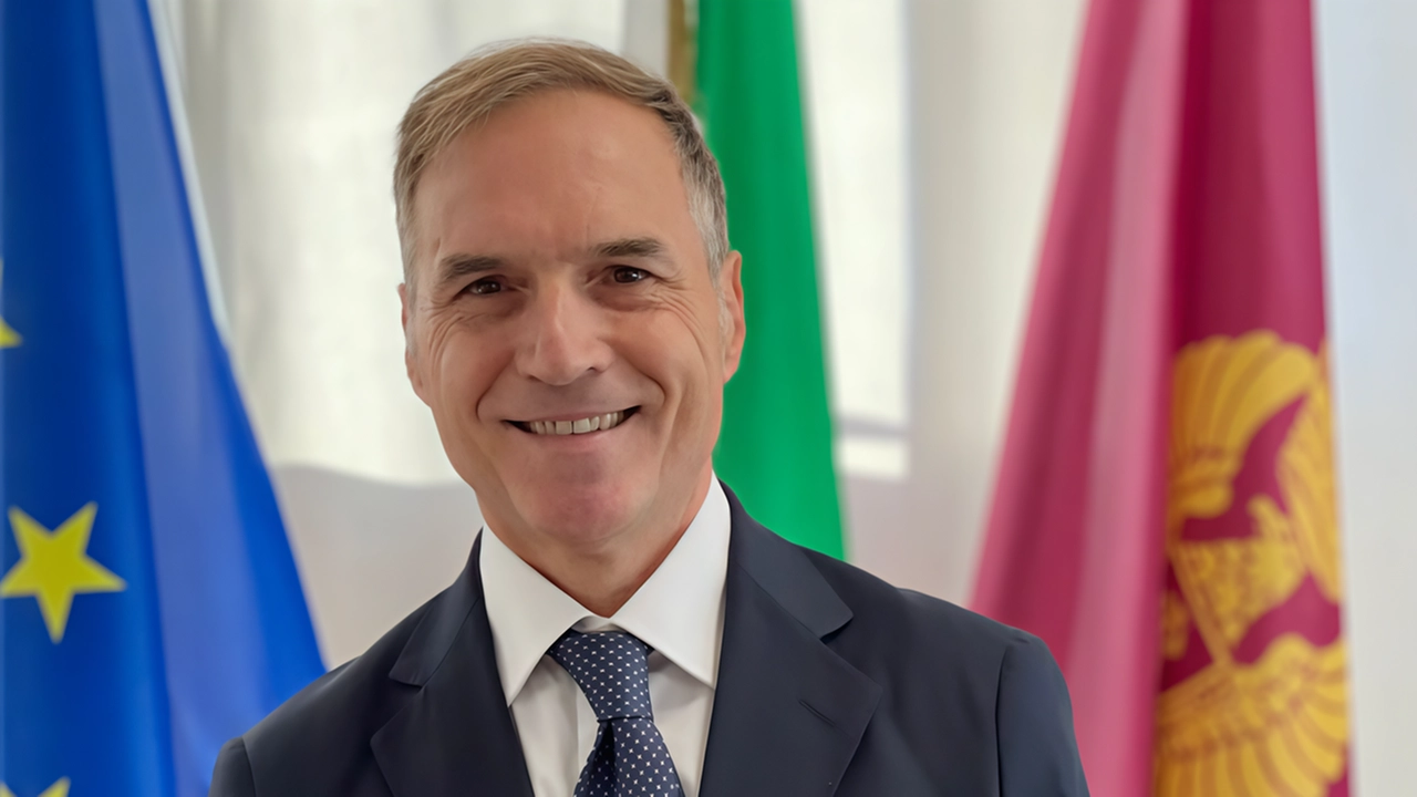 Fausto Lamparelli. è il nuovo questore di Firenze Fausto Lamparelli. è il nuovo questore di Firenze