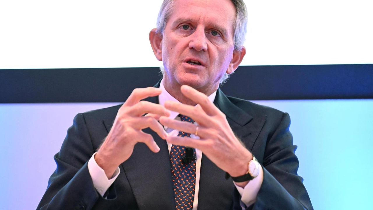 Nuovo prezzo non è sufficiente a cambiare valutazione Nuovo prezzo non è sufficiente a cambiare valutazione