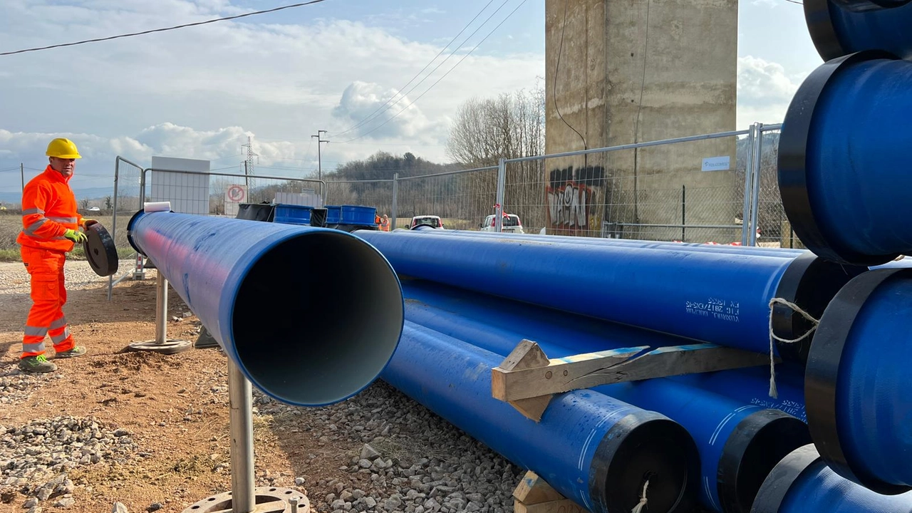 Acque Spa a lavoro su di una rete fognaria (foto di repertorio) Acque Spa a lavoro su di una rete fognaria (foto di repertorio)