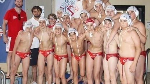 La squadra under 14 maschile di pallanuoto della Rari Nantes Florentia