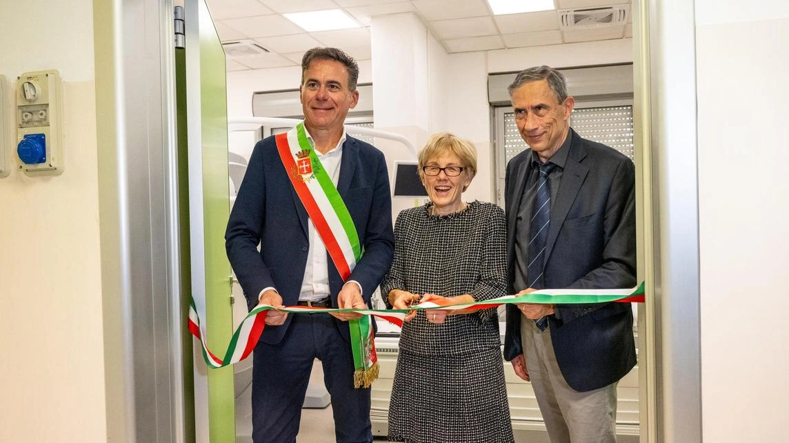 Il sindaco Michele Conti, la dg dell’Aoup Silvia Briani e il rettore Riccardo Zucchi Il sindaco Michele Conti, la dg dell’Aoup Silvia Briani e il rettore Riccardo Zucchi