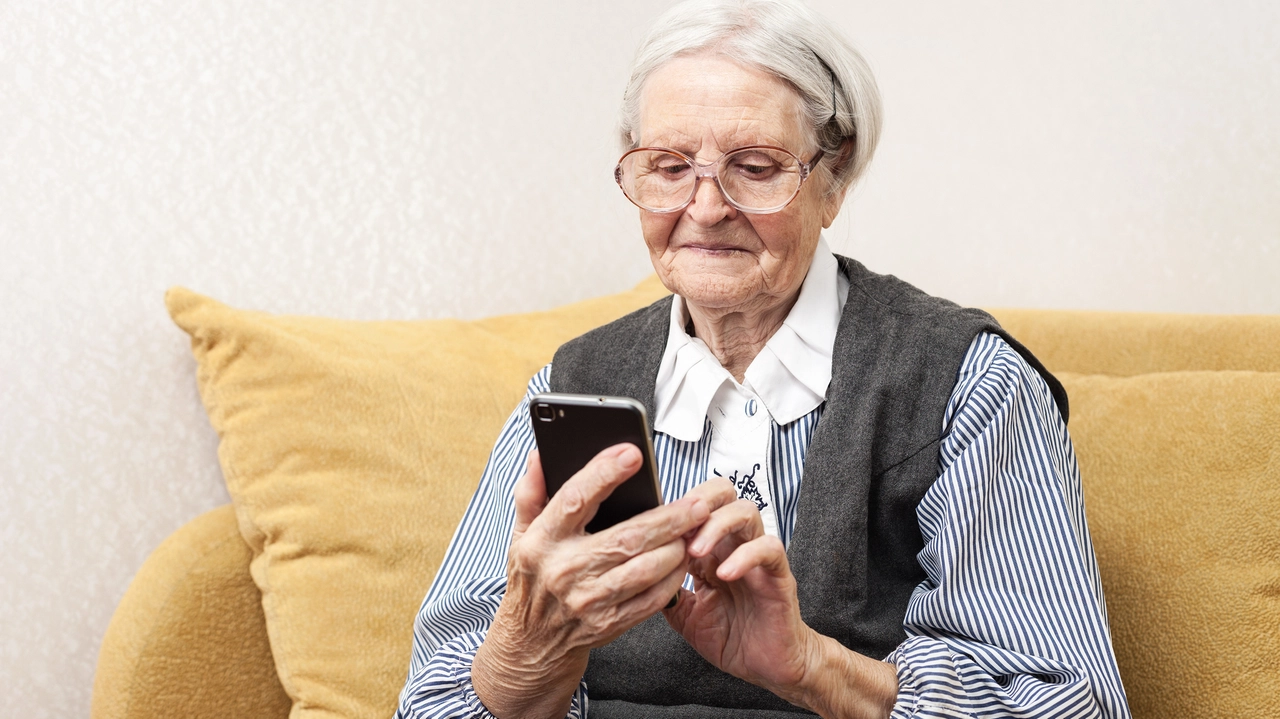 Truffata un'anziana signora di 100 anni (foto repertorio)