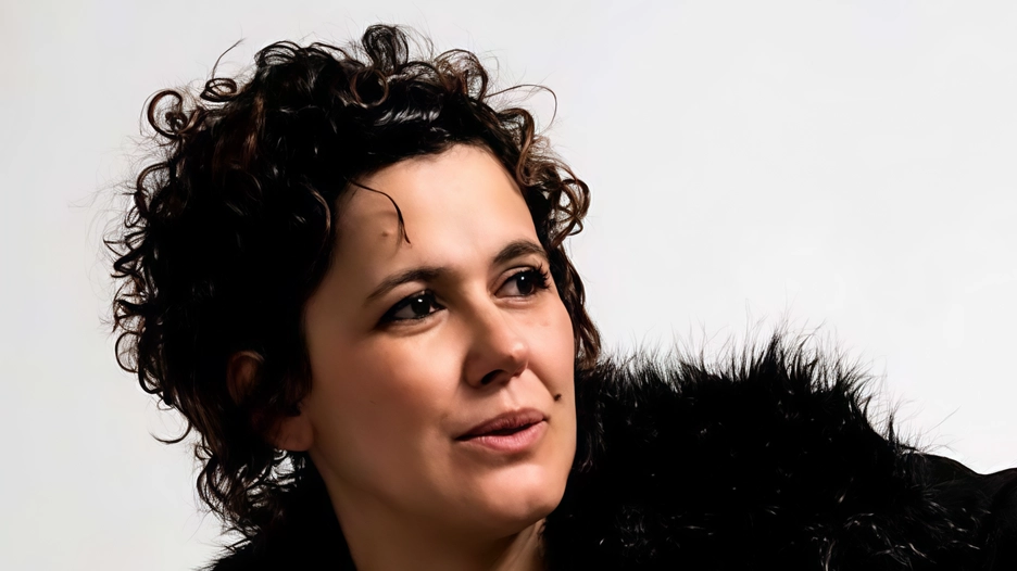 La rassegna musicale "MoMu Off" a Montespertoli presenta concerti speciali e emozionanti, con artisti come Sara Rados e i Corssroads. Un viaggio musicale unico che coinvolge orecchi fini e appassionati di musica. La rassegna musicale "MoMu Off" a Montespertoli presenta concerti speciali e emozionanti, con artisti come Sara Rados e i Corssroads. Un viaggio musicale unico che coinvolge orecchi fini e appassionati di musica.
