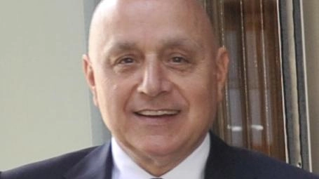 Si terranno domani 5 febbraio alle ore 15 nella chiesa parrocchiale di San Giusto di Porcari, i funerali di Edilio... Si terranno domani 5 febbraio alle ore 15 nella chiesa parrocchiale di San Giusto di Porcari, i funerali di Edilio...