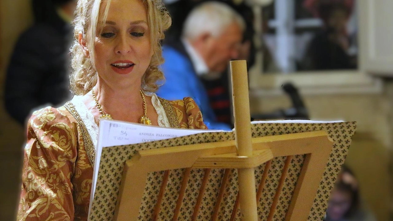 Roberta Ceccotti, soprano, vestirà i panni di Violetta Roberta Ceccotti, soprano, vestirà i panni di Violetta