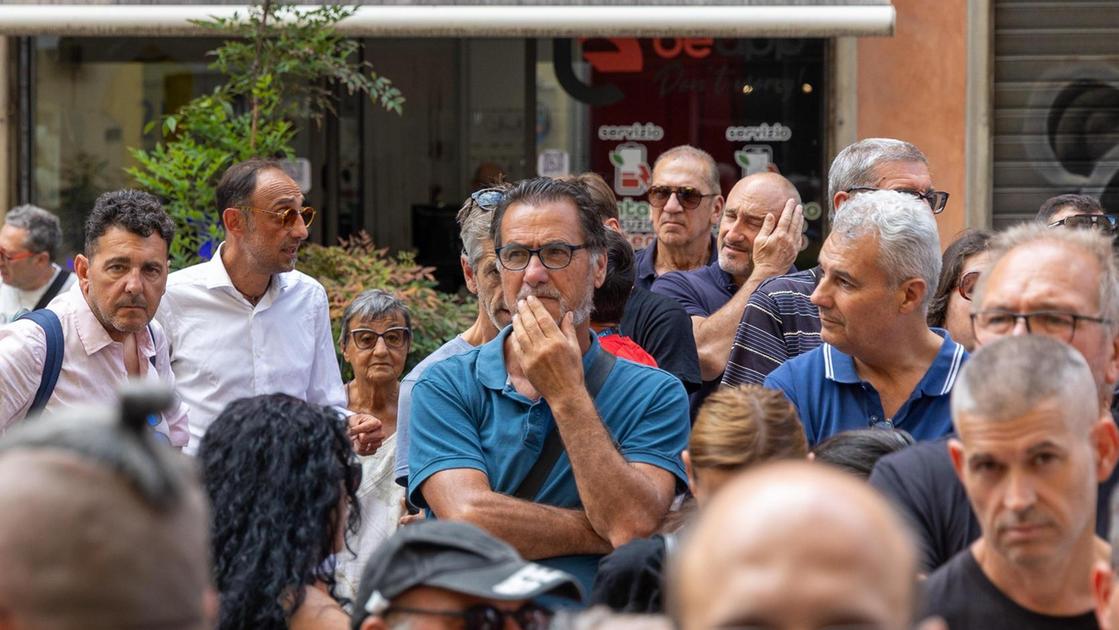 https://www.lanazione.it/image-service/view/acePublic/alias/contentid/MjcyNTA3MzgtNGI5NC00/0/tagliandi-a-confronto-qui-la-gradinata-ha-costi-piu-alti-di-firenze-e-roma.jpeg?f=16:9&w=1200&h=630