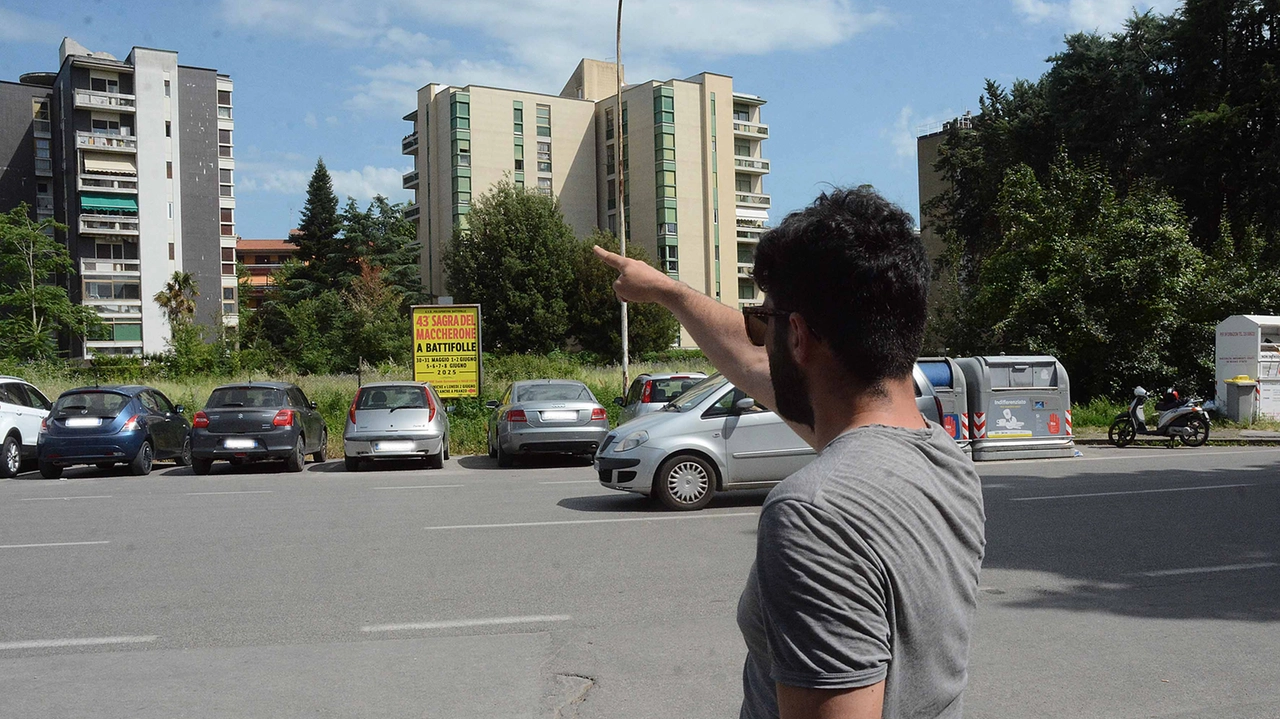 L’area dove dovrebbero sorgere le due “torri”: mobilitazione dei residenti L’area dove dovrebbero sorgere le due “torri”: mobilitazione dei residenti