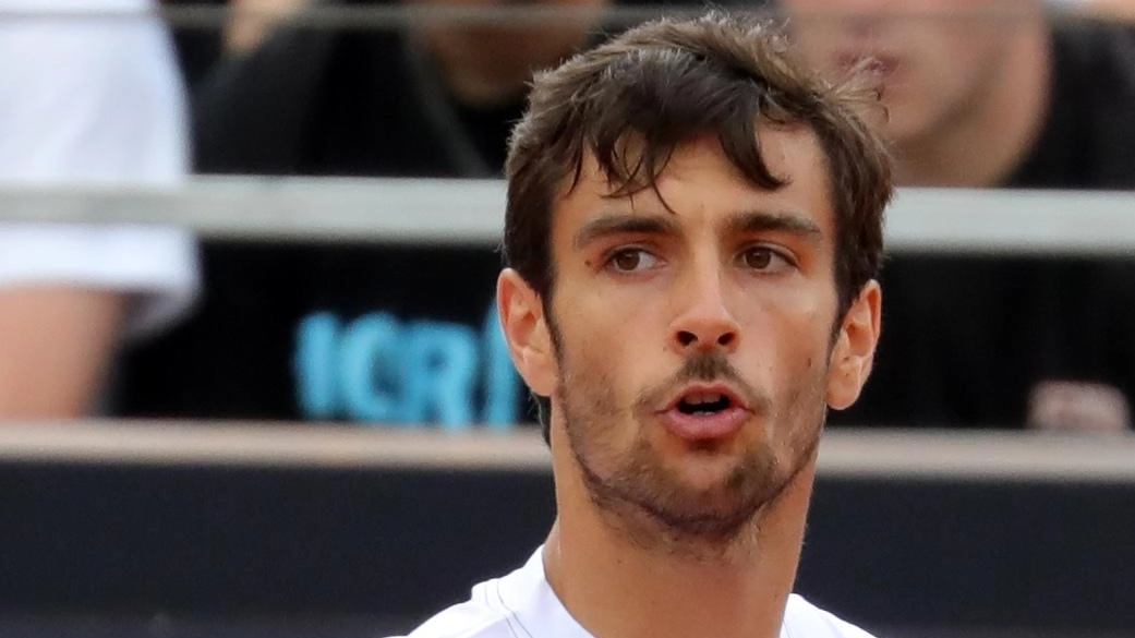 Lorenzo Musetti sconfitto da Carlos Alcaraz in semifinale: sfuma il sogno romano