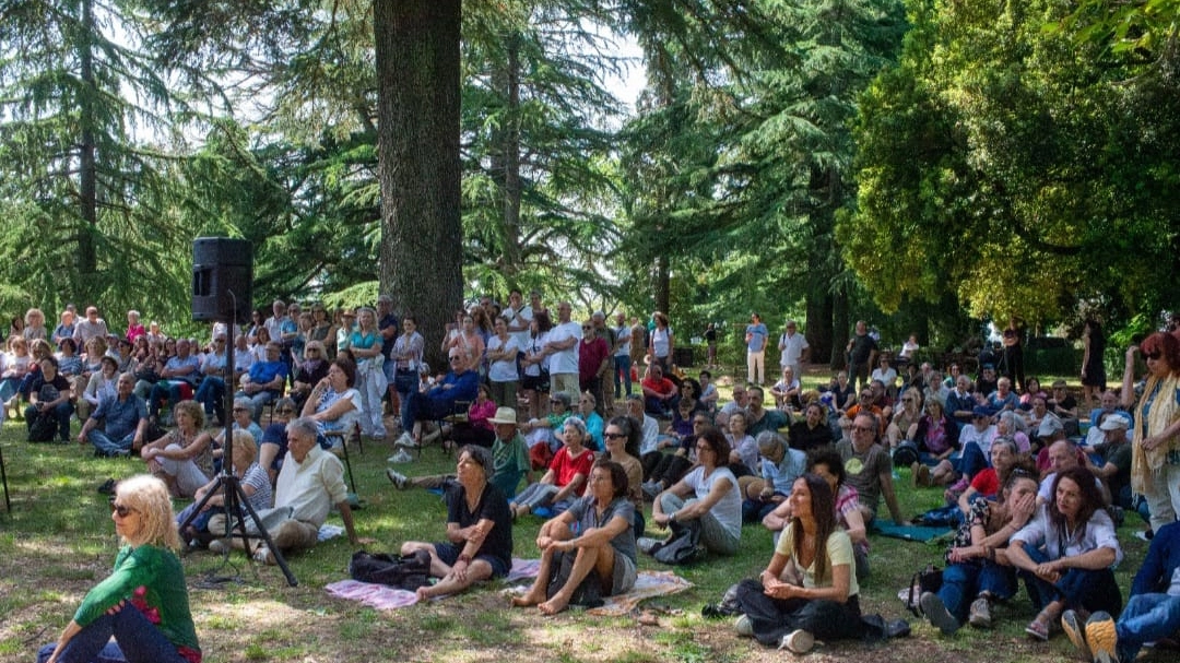Un evento promosso da La Nottola di Minerva a Pratolino Un evento promosso da La Nottola di Minerva a Pratolino