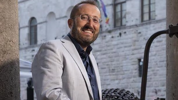 Il neopresidente dell’Associazione toscana, Andrea Rossi, è anche presidente del Consorzio del Vino Nobile di Montepulciano Il neopresidente dell’Associazione toscana, Andrea Rossi, è anche presidente del Consorzio del Vino Nobile di Montepulciano