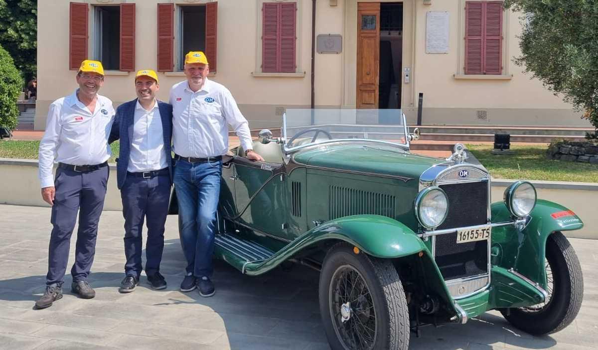 Alla Mille Miglia con un "gioiello". In gara l’imprenditore Ceccatelli Alla Mille Miglia con un "gioiello". In gara l’imprenditore Ceccatelli