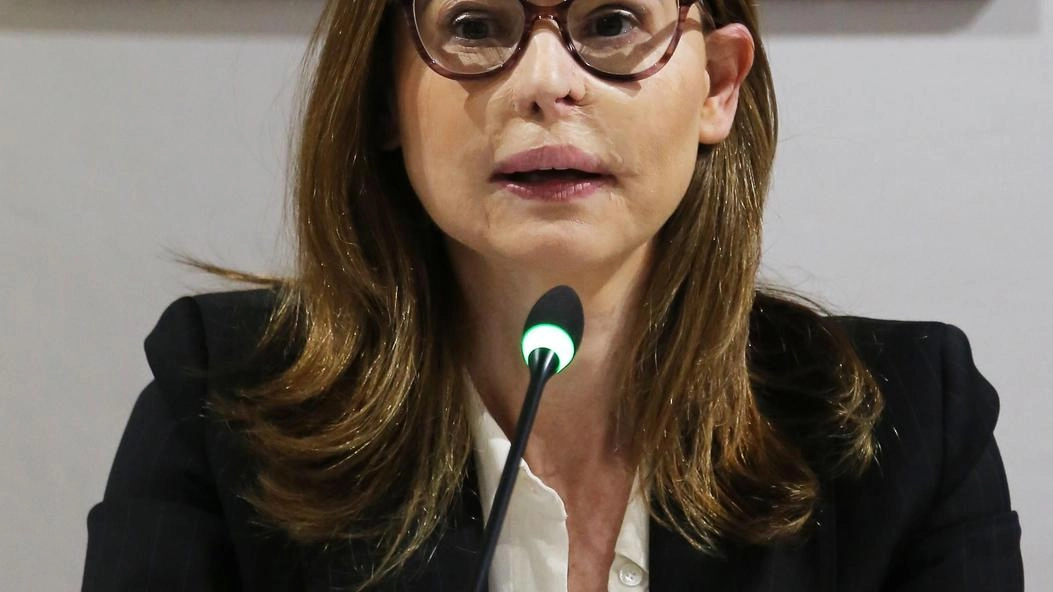 Lucia Annibali, politica italiana, riceverà il premio “La Rosa Bianca 2025“ dell’Istituto Gonnelli per il suo impegno nella difesa della legalità e dei valori morali Lucia Annibali, politica italiana, riceverà il premio “La Rosa Bianca 2025“ dell’Istituto Gonnelli per il suo impegno nella difesa della legalità e dei valori morali