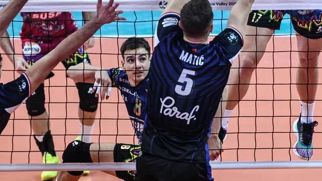 Lo schiacciatore ucraino Oleh Plotnytskyi Lo schiacciatore ucraino Oleh Plotnytskyi