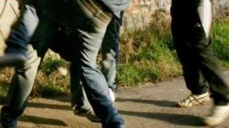 A passagem subterrânea da Estação Arezzo era a. Teatro de agressão a um homem por quatro menores. O colar de prata foi recuperado