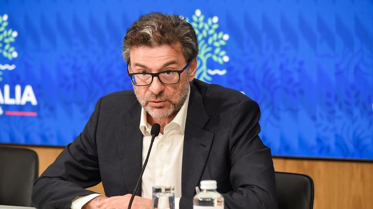 La sindaca fa il punto sulla legge di bilancio: "Così 100 assunzioni in meno. Effetti anche sulla Metrocittà con il taglio di posizioni e servizi essenziali". La sindaca fa il punto sulla legge di bilancio: "Così 100 assunzioni in meno. Effetti anche sulla Metrocittà con il taglio di posizioni e servizi essenziali".