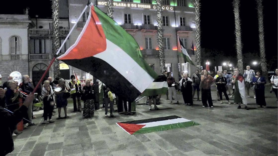 “Bandiere palestinesi in riva al mare”: Appello a tutti i balneari della costa “Bandiere palestinesi in riva al mare”: Appello a tutti i balneari della costa