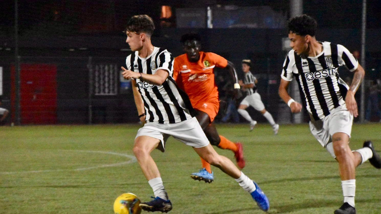 Passalacqua, i bianconeri finiscono a punteggio pieno nel girone D Passalacqua, i bianconeri finiscono a punteggio pieno nel girone D