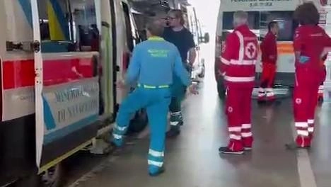 Un momento di file, sabato pomeriggio, al Pronto soccorso di Cisanello