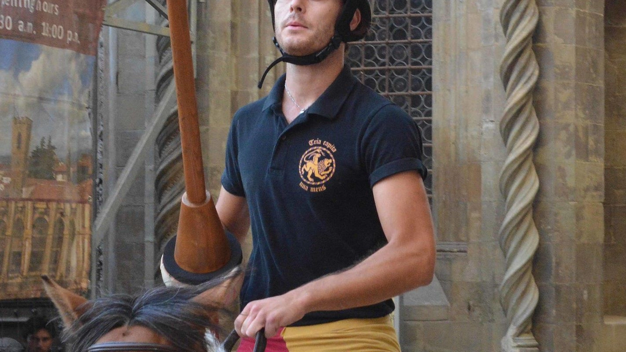 Il giostratore Matteo Vitellozzi, 26 anni. Debutterà in Giostra il 21 giugno
