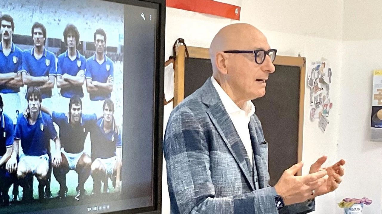 Ciccio Graziani nell’incontro con gli alunni