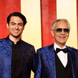 Un altro Bocelli re del Teatro del Silenzio, la ribalta è tutta per Matteo