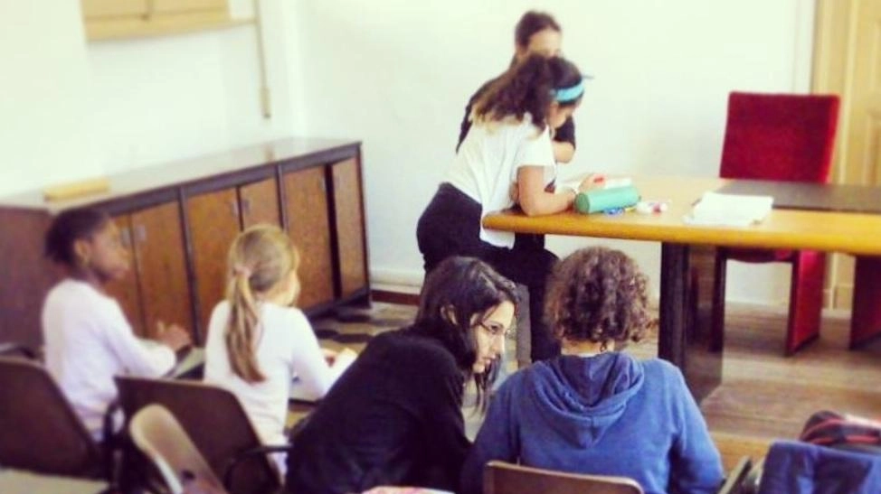 Il doposcuola in una classe della secondaria di primo grado Il doposcuola in una classe della secondaria di primo grado
