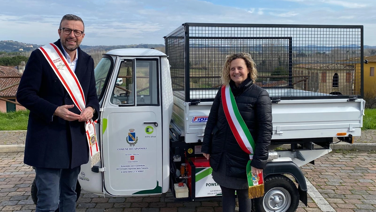 L’Ape Piaggio acquistato dal Comune L’Ape Piaggio acquistato dal Comune