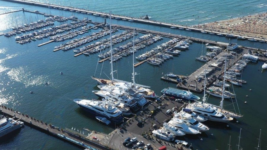 L'export della provincia di Lucca segna un record nel 2024 grazie alla cantieristica, con un incremento del 7,5%.