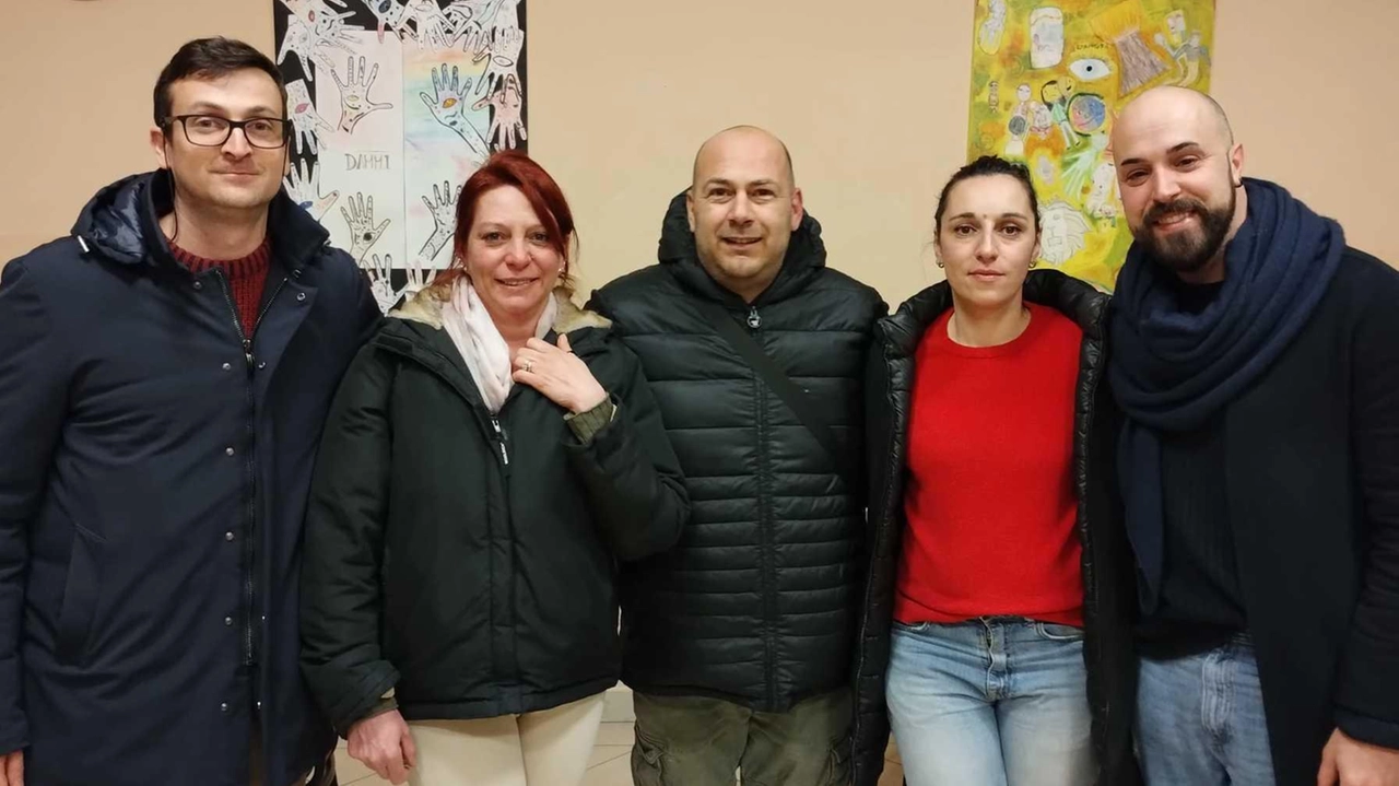 Da sinistra Andrea Paliotto, Larissa Frosali, Alessio Batistini, Elisa Ferruzzi e Alessio Castrucci Da sinistra Andrea Paliotto, Larissa Frosali, Alessio Batistini, Elisa Ferruzzi e Alessio Castrucci