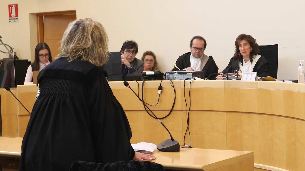 Il Comprensorio del Cuoio rischia stavolta di perdere davvero l’ufficio del giudice di Pace (. foto di repertorio di un tribunale Il Comprensorio del Cuoio rischia stavolta di perdere davvero l’ufficio del giudice di Pace (. foto di repertorio di un tribunale