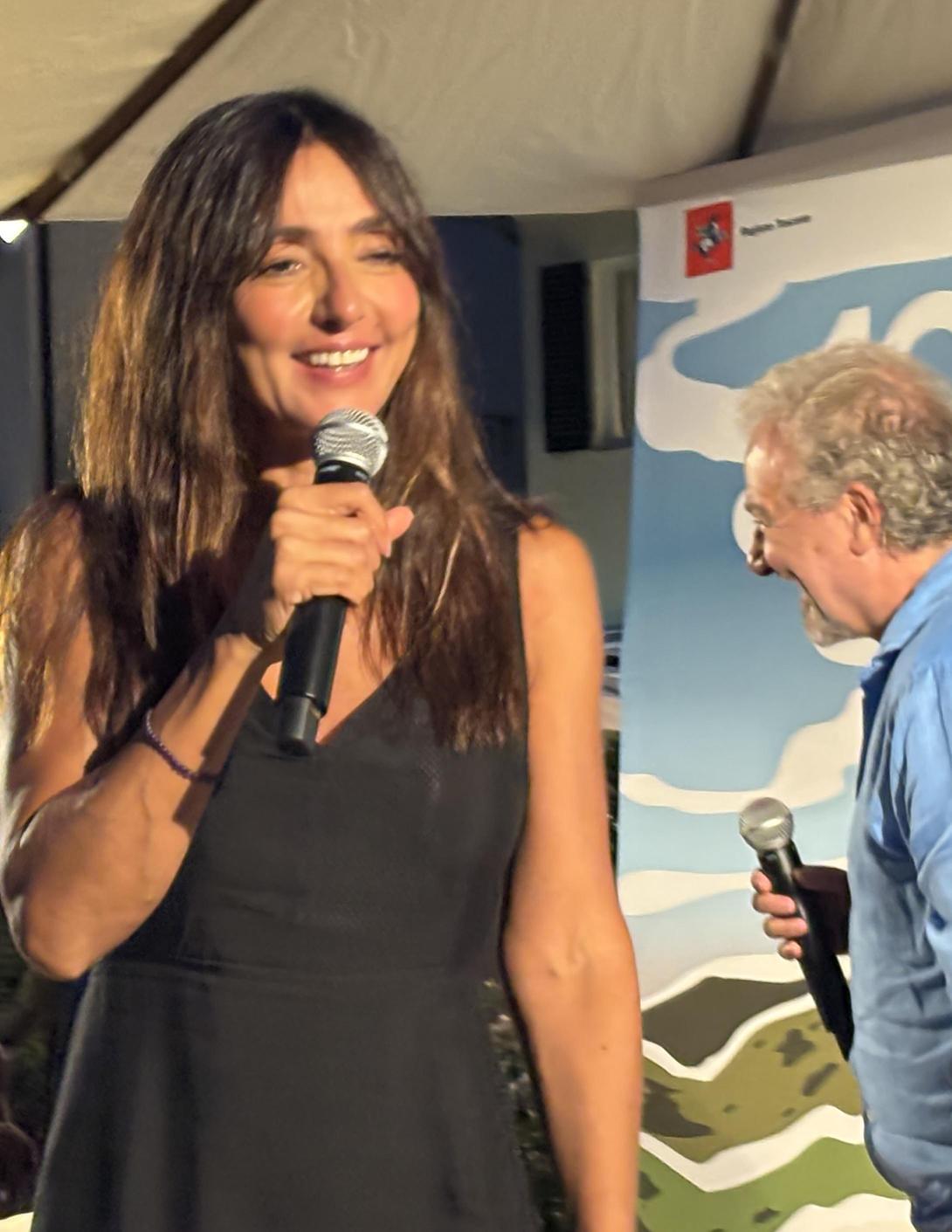 Cinema di mare: "Ambra? Una scheggia. Naviga a vista" Cinema di mare: "Ambra? Una scheggia. Naviga a vista"