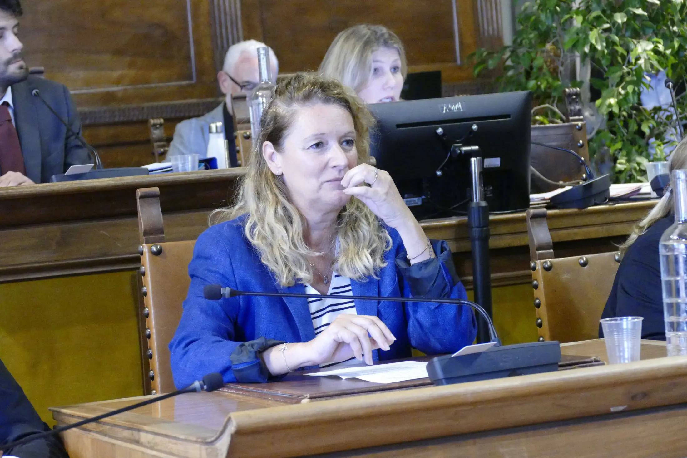 Prato, la sindaca si dimette. Il pressing del partito e la ‘tegola’ Faggi, il giorno più rovente