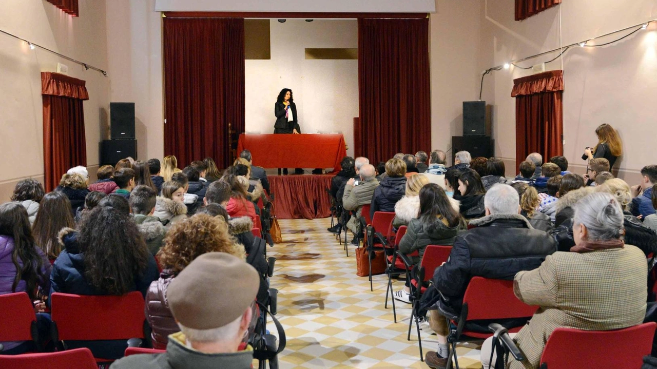 Il Teatro “Alberto Bambi“ rappresenta uno spazio molto vissuto dalla comunità, locale, con un forte valore identitario, oltre a essere palcoscenico di numerosi eventi Il Teatro “Alberto Bambi“ rappresenta uno spazio molto vissuto dalla comunità, locale, con un forte valore identitario, oltre a essere palcoscenico di numerosi eventi