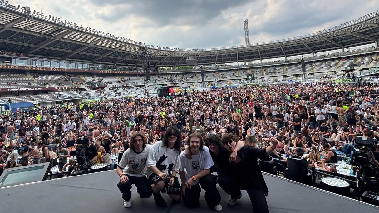 Hanno appena aperto il concerto di Vasco a Torino e presto saliranno sul palco del Firenze Rock prima dei Green... Hanno appena aperto il concerto di Vasco a Torino e presto saliranno sul palco del Firenze Rock prima dei Green...