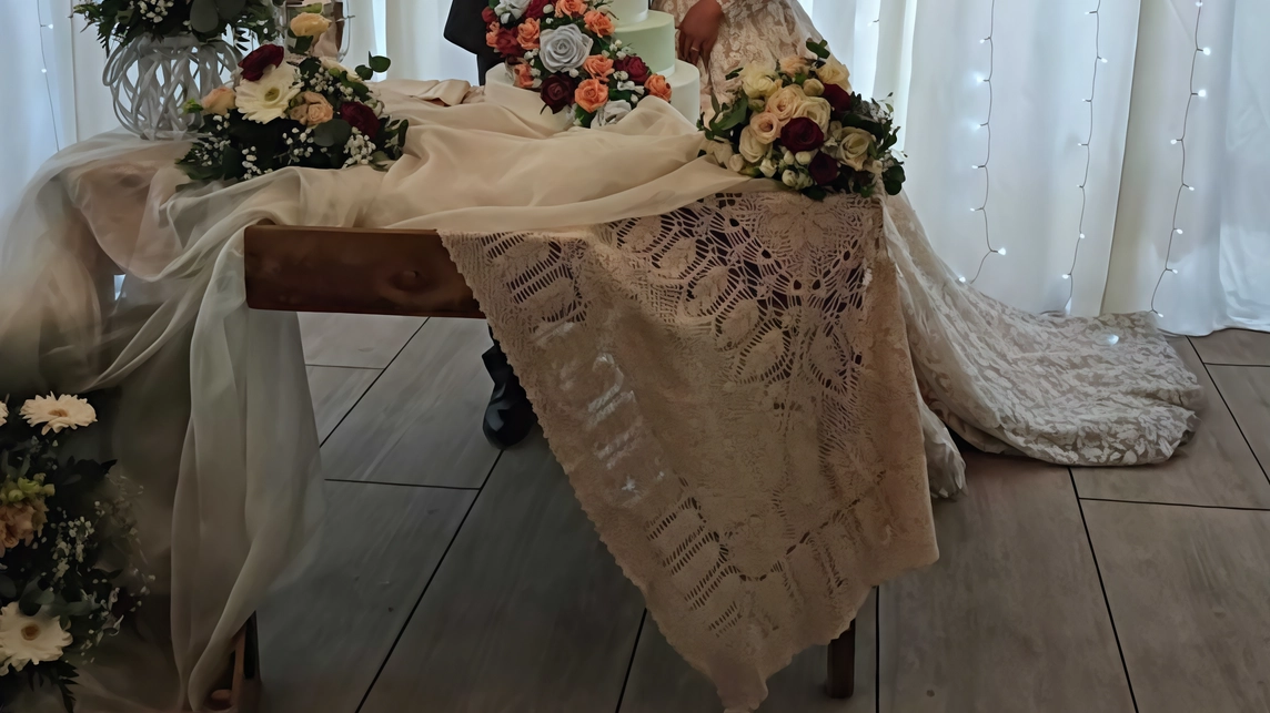 ASSISI A maggio scorso il matrimonio, ad agosto l’assunzione a tempo indeterminato all’Istituto Serafico, ieri l’epilogo tragico per... ASSISI A maggio scorso il matrimonio, ad agosto l’assunzione a tempo indeterminato all’Istituto Serafico, ieri l’epilogo tragico per...