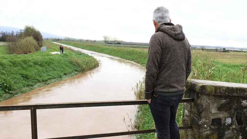 L’associazione Terra Nostra Unita risponde al Consorzio 4 Basso Valdarno. Timori per i tempi di esecuzione L’associazione Terra Nostra Unita risponde al Consorzio 4 Basso Valdarno. Timori per i tempi di esecuzione